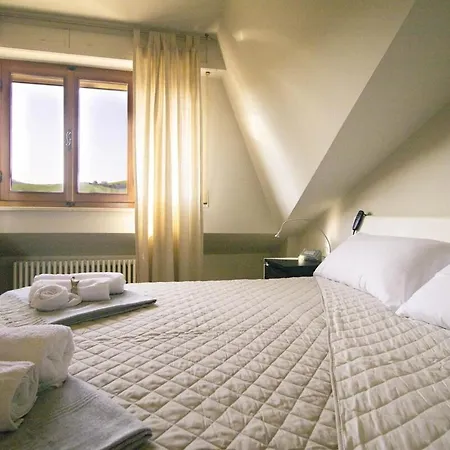 Window On The Sea Wi-fi Ac Parking Lido di Fermo